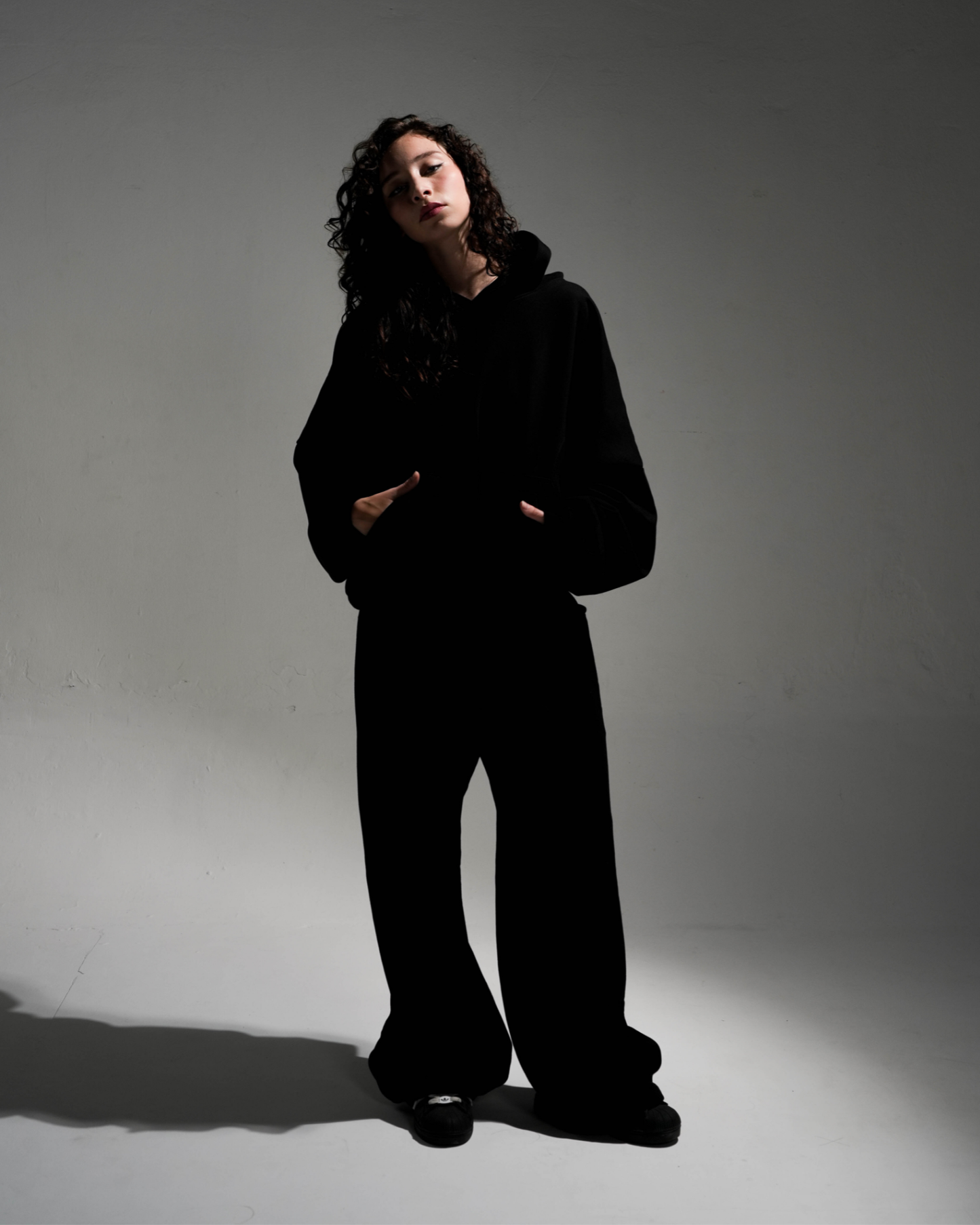 HOODIE STILL HEAVY ´LOAD´ NEGRO